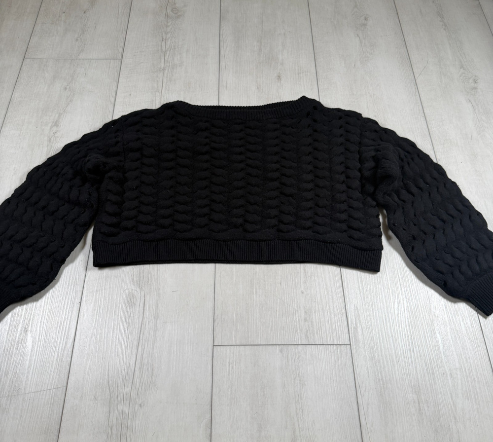 Alice + Olivia Black Cropped Textured Sweater Women's Medium Chic minimalist
